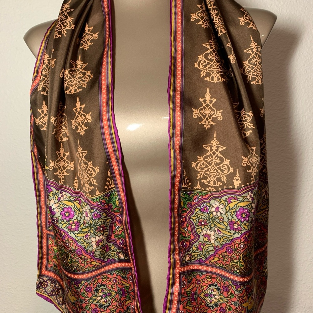 Royal Doulton Elegant Floral Brown 52 1/2 X 11 1/2 inches Silk Scarf - Picture 6 of 7